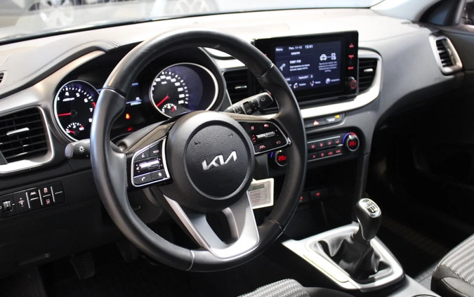 Kia Ceed cena 94500 przebieg: 28100, rok produkcji 2023 z Frombork małe 137